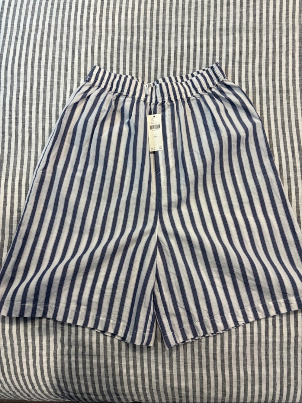 Anthropologie Blue and White Vertical Stripe Bermuda Shorts - Picture 3 of 4